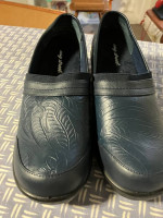 NEW Blue Clogs Shoes
