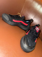 New rare Vans Ultrarange VR3 Nathan Florence Unisex 7.5 W / 6 M Black Red Shoes