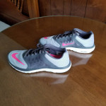 Womens Nike Athleteic Shoes Size 10