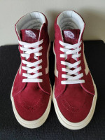 Van's Burgundy Suede Hi-Top Skateboard Shoes, Men's 9/Women's 10.5