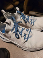 Multiple pairs of Vans and Oakley mens shoes