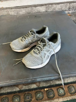 Brooks Running Shoes  (4-16)