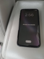 *BRAN NEW* T-Mobile Iphone XR 256gb LOCKED