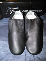 THEATRICALs Ladies Black Leather Jazz Shoes Size (4.5-5) NEW!