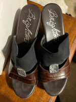 Women’s BRIGHTON Wedge DREAM shoes 9M