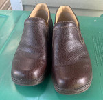 Lightly Used Clarks Men’s Shoes Sz 9M