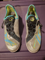 ZEET ZOOT ULTRA RUNNING SHOES 7.5 PRE-OWNED