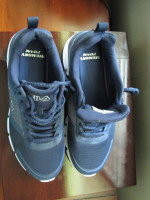 Mens Navy Blue Fila Athletic Sneakers /Shoes 8.5
