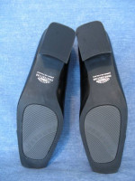 Women's black leather, 1.5"-heeled dress shoes--worn just once