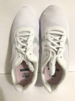 Athletic Works Women  Mesh Sneakers Shoes Memory Foam White  SIZE 7
