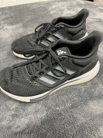 Adidas PrimeGreen Men’s 8 Athletic Shoes in good shape. Color is black.