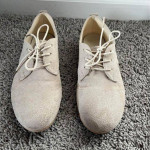 Women’s Beige Flat Shoes