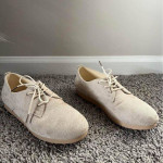 Women’s Beige Flat Shoes