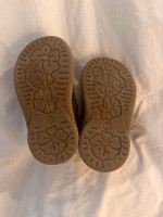 Toddler brown mary jane shoes - Size 5