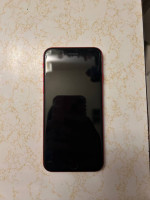 Red iPhone SE 2nd gen 64gb (Verizon)