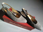 FERRAGAMO CLARINA GRAY NUBUCK LEATHER SLING BACK SHOES like new