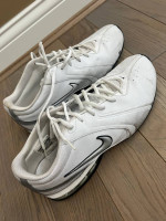 Nike Reax Men’s Size 11 Athletic Shoes!