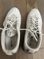 Nike Reax Men’s Size 11 Athletic Shoes!
