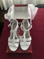 icomfort White Alma Dress Shoes