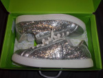 NEW Ladies Sz 9M Beautiful Sequened Shoes