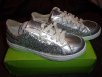 NEW Ladies Sz 9M Beautiful Sequened Shoes