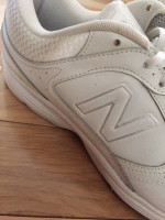 Womens New Balance Shoes Size 9 1/2