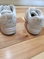 Womens New Balance Shoes Size 9 1/2