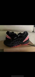 Adidas tennis shoes, men size 10
