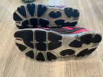 LADIES (BROOKS) PURE FLOW RUNNING SHOES SIZE 8  IN GOOD CONDITION $18
