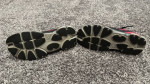 LADIES (BROOKS) PURE FLOW RUNNING SHOES SIZE 8  IN GOOD CONDITION $18