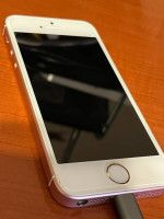 Apple iPhone SE 32 GB Rose gold (2013)