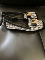 LIKE NEW LADIES SHOES