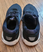 Men's sz 12 Athletic Shoes