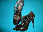 * Carlos Santana's 4" High Heel Ladies Shoes *