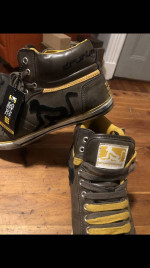Drunkn munkey men’s size 6, women’s size 8. Leather and suede. Black /