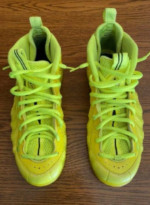 Excellent Condition Nike Foamposite Atheletic Shoes size 12