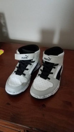 Kids Puma high top/basketball shoes