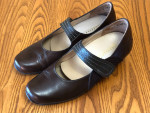 Kumfs Ziera Women's Shoes in Brown, size 39