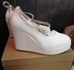 Women's size 8 1/2 Shoes