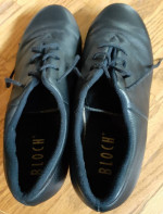 NEW Bloch brand tap shoes