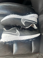 New Nike React Infinity Pro golf shoes  Men's Size 9