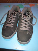 Men's DC skater shoes