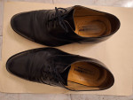 Shoes. BLACK JOHNSTON & MURPHY 9.5