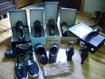 6 pair shoes-dress,sand,everyday,heels-isotoner gloves