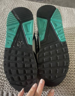 NIKE AIR MAX WOMENS SHOES LIKE NEW SIZE 7.5