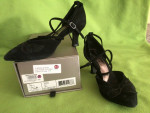 Capezio Women’s Dance Shoes - Size 6