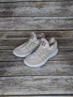 Womens athletic shoes. Size 5.5