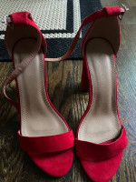 Shoes size 7 1/2