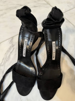 Manolo Blahnik shoes Black 37 (US Size 7)
