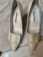 Manolo Blahnik shoes white 37.5 (US Size 7.5)